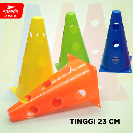 SPEEDS 23cm Soccer Cone Futsal Sports Marker Cone with Holes 006-15